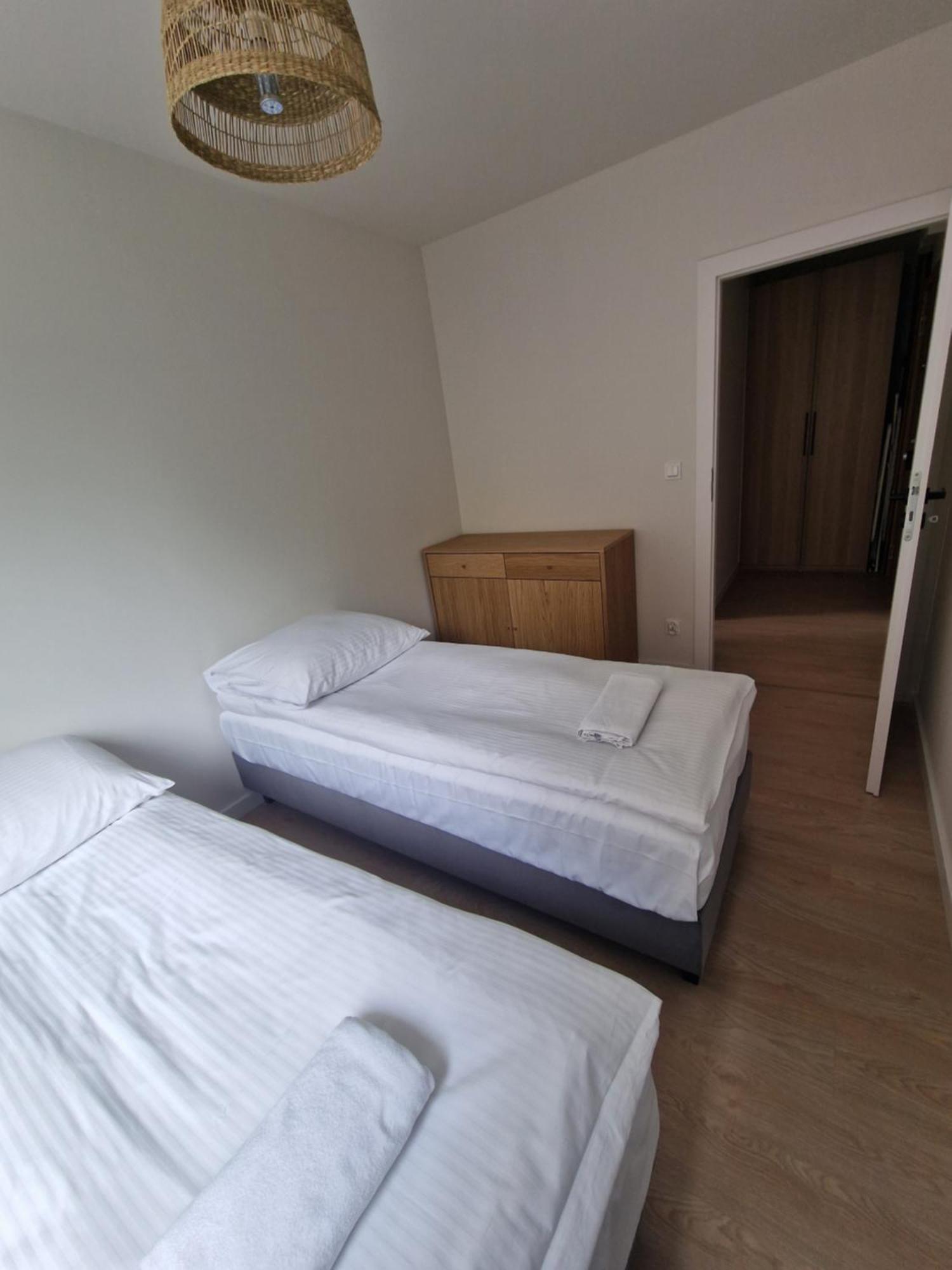 Apartamenty Velvet - Jezyce พอซนาน ภายนอก รูปภาพ